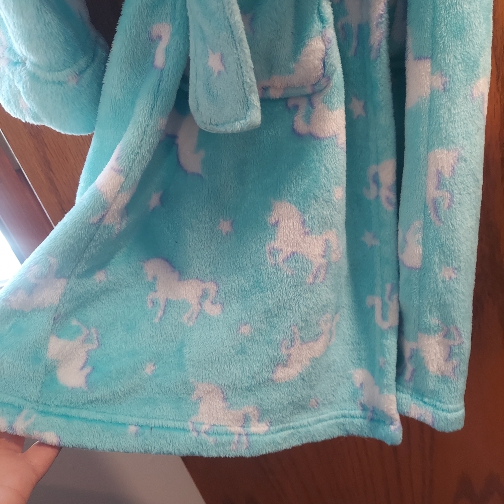 Cozy Unicorn Print Robe 10/12 girls - Picture 3 of 12